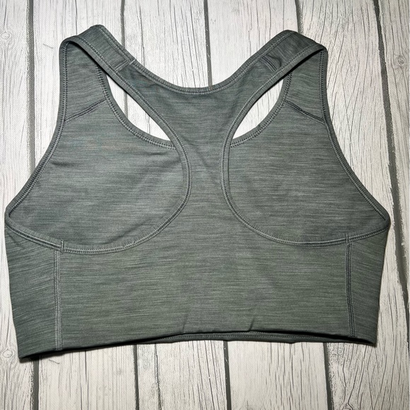 Nike Swoosh Medium-Support Non Padded Sports Bra Size L - Picture 2 of 5